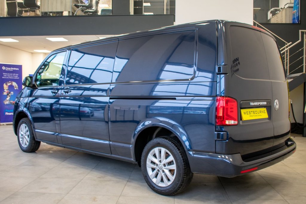 Used Volkswagen Transporter 2024 for sale - 77383837: Photo 11