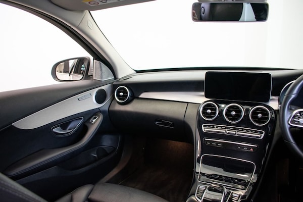 Used Mercedes-Benz C-Class 2018 for sale - 76056747: Photo 22