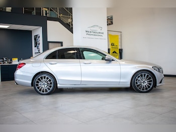 Used Mercedes-Benz C-Class 2018 for sale - 76056747: Photo 3