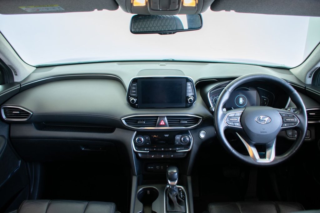 Used Hyundai Santa Fe 2018 for sale - 78082547: Photo 14