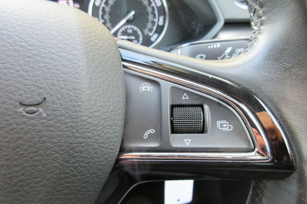 Used Skoda Superb 2018 for sale - 76280250: Photo 24