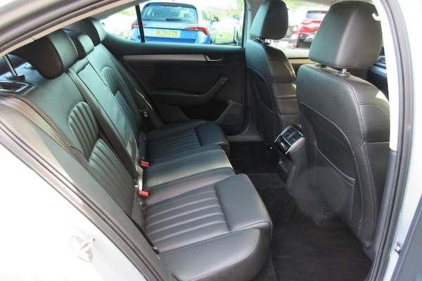 Used Skoda Superb 2018 for sale - 76280250: Photo 27
