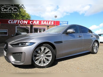 Used Jaguar XE 2019 for sale - 76228741: Photo