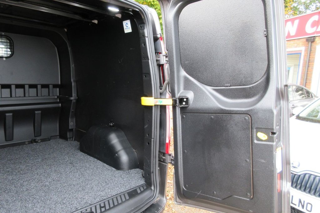 Used Ford Transit Custom 2022 for sale - 76228730: Photo 32