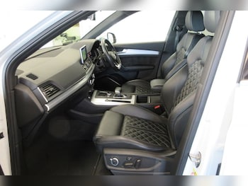 Used Audi Q5 2020 for sale - 76228739: Photo
