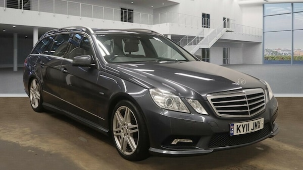 Used Mercedes-Benz E-Class 2011 for sale - 76173522: Photo 1