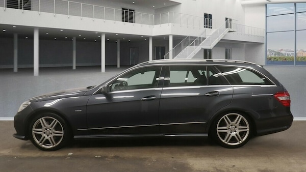 Used Mercedes-Benz E-Class 2011 for sale - 76173522: Photo 6