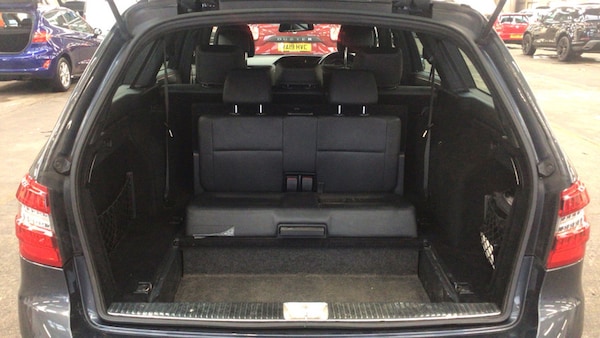 Used Mercedes-Benz E-Class 2011 for sale - 76173522: Photo 7