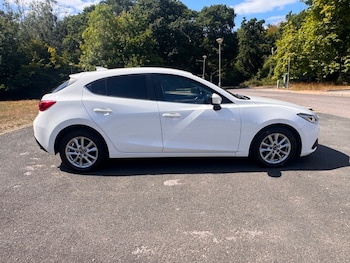 Used Mazda Mazda3 2016 for sale - 75560396: Photo