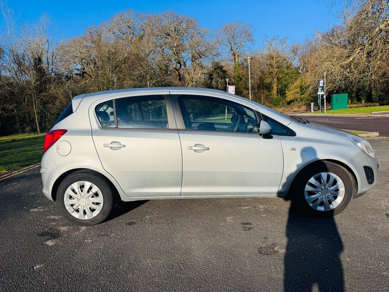 Used Vauxhall Corsa 2013 for sale - 77558392: Photo 2
