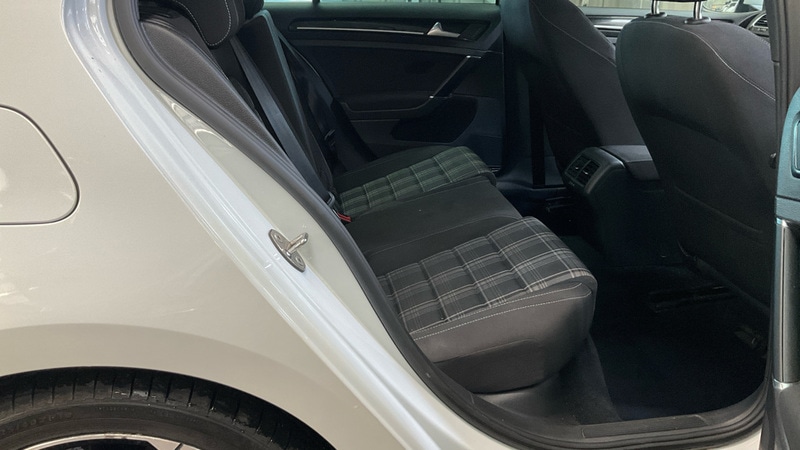 Used Volkswagen Golf 2015 for sale - 78213210: Photo 7