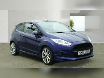 Used Ford Fiesta 2016 for sale - 78806950: Photo
