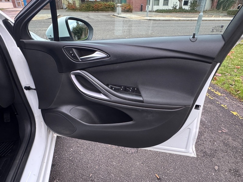 Used Vauxhall Astra 2016 for sale - 77277033: Photo 39
