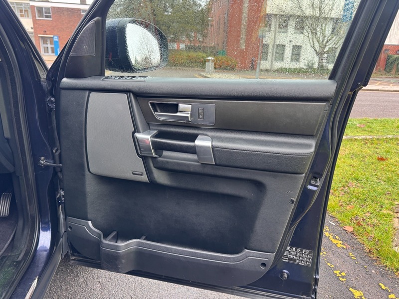 Used Land Rover Discovery 2016 for sale - 77277042: Photo 41