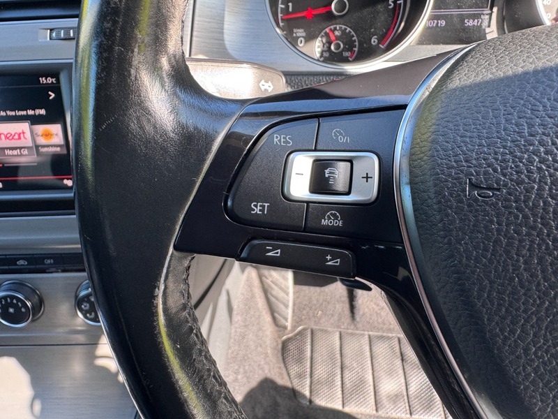 Used Volkswagen Golf 2016 for sale - 76057199: Photo 16