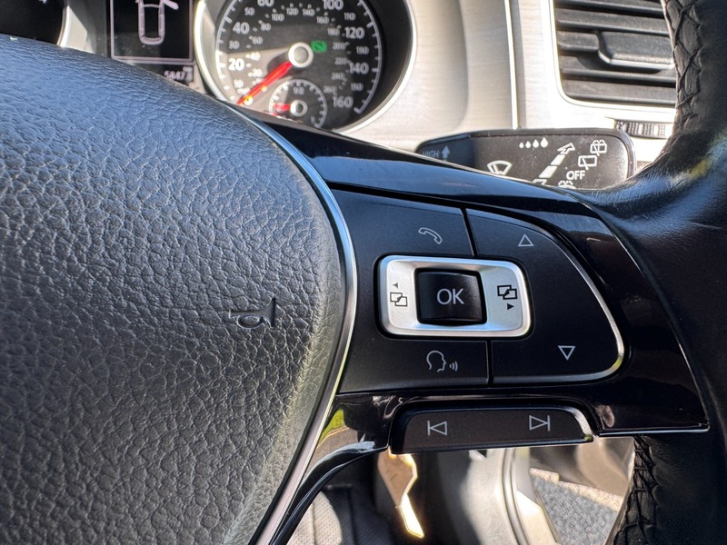 Used Volkswagen Golf 2016 for sale - 76057199: Photo 17