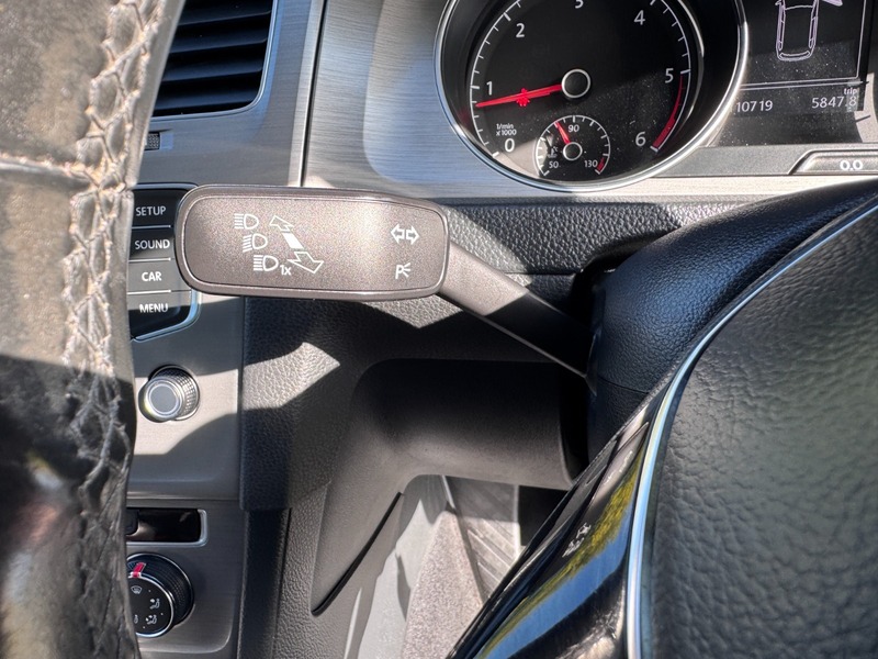 Used Volkswagen Golf 2016 for sale - 76057199: Photo 18