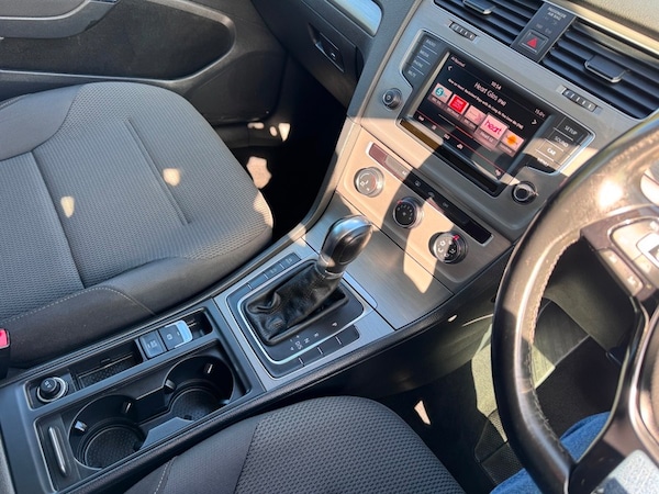 Used Volkswagen Golf 2016 for sale - 76057199: Photo 21