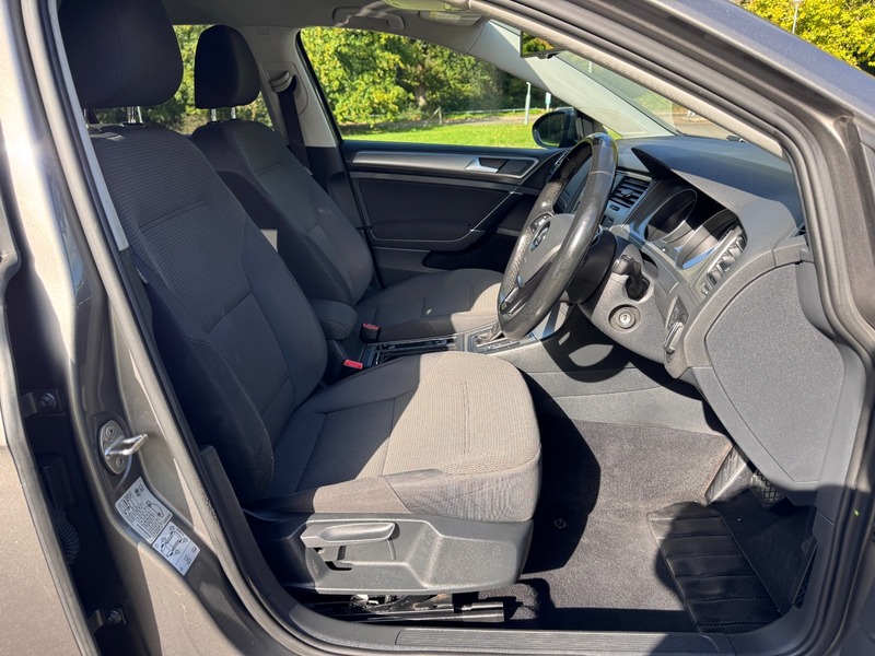 Used Volkswagen Golf 2016 for sale - 76057199: Photo 29