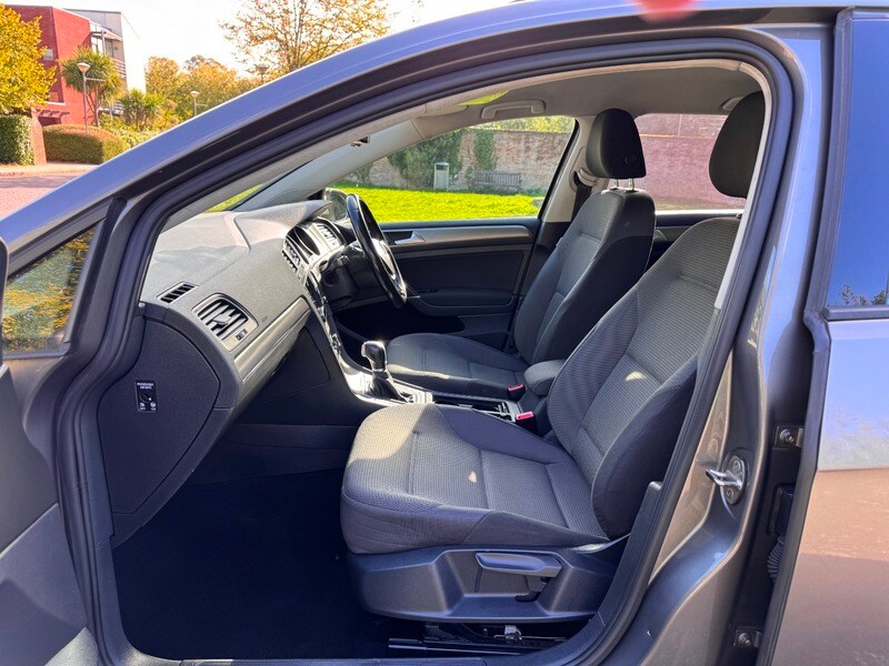 Used Volkswagen Golf 2016 for sale - 76057199: Photo 31