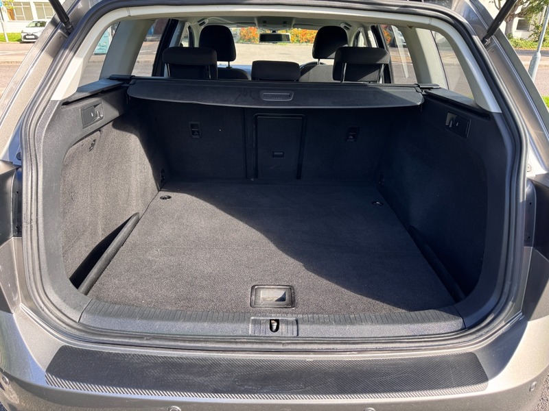 Used Volkswagen Golf 2016 for sale - 76057199: Photo 43