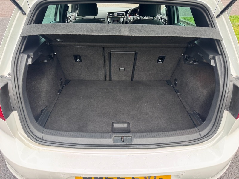 Used Volkswagen Golf 2015 for sale - 76863626: Photo 45