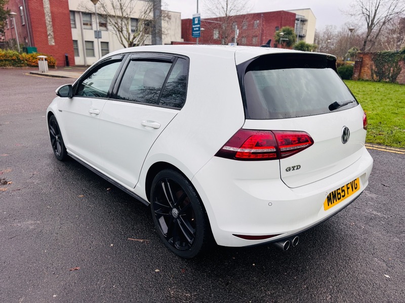 Used Volkswagen Golf 2015 for sale - 76863626: Photo 5