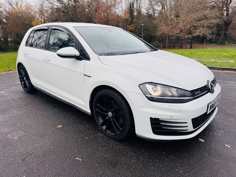 Used Volkswagen Golf 2015 for sale - 76863626: Photo 9