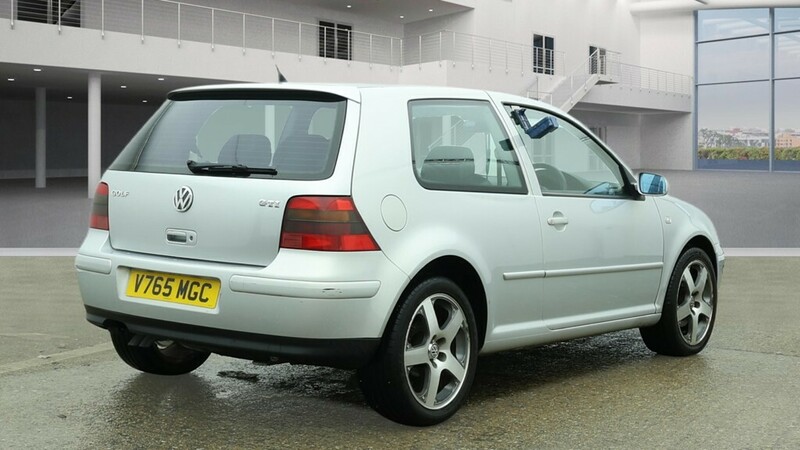 Used Volkswagen Golf 1999 for sale - 78140909: Photo 4