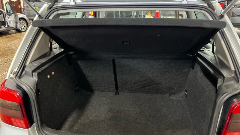 Used Volkswagen Golf 1999 for sale - 78140909: Photo 7