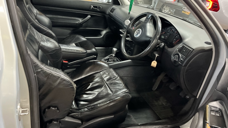 Used Volkswagen Golf 1999 for sale - 78140909: Photo 9