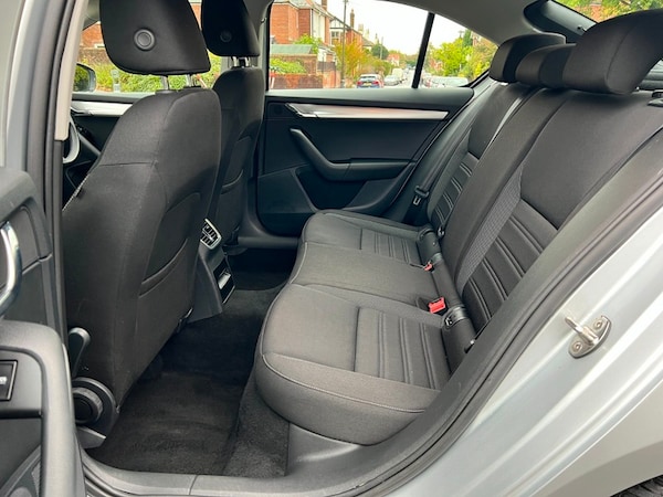 Used Skoda Octavia 2020 for sale - 75403140: Photo 10