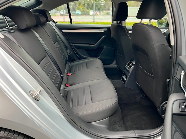 Used Skoda Octavia 2020 for sale - 75403140: Photo 11