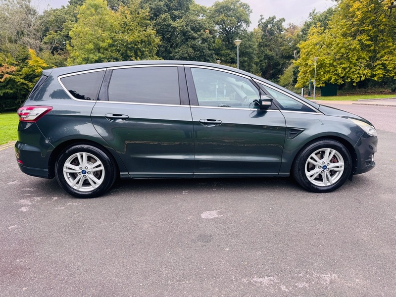 Used Ford S-Max 2017 for sale - 75953086: Photo 2