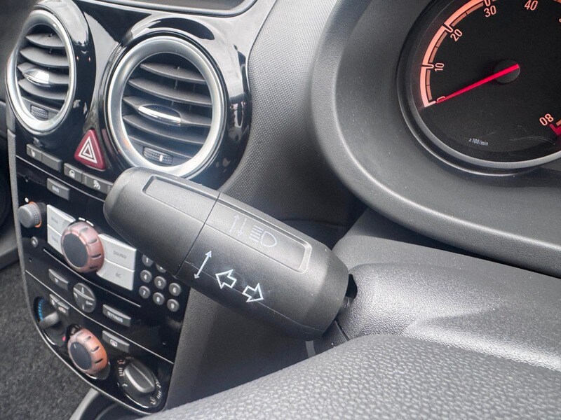 Used Vauxhall Corsa 2014 for sale - 78140908: Photo 19