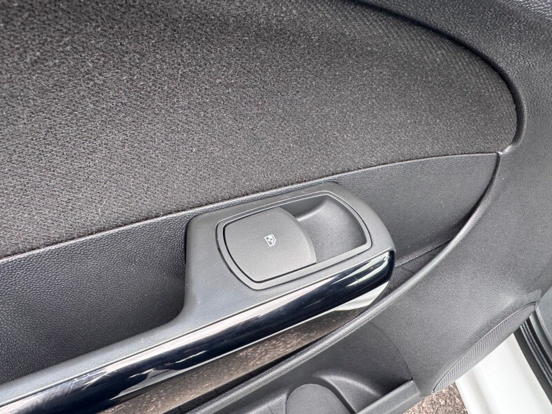 Used Vauxhall Corsa 2014 for sale - 78140908: Photo 38
