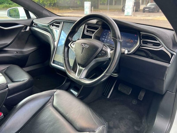 Used Tesla Model S 2016 for sale - 75403155: Photo 10