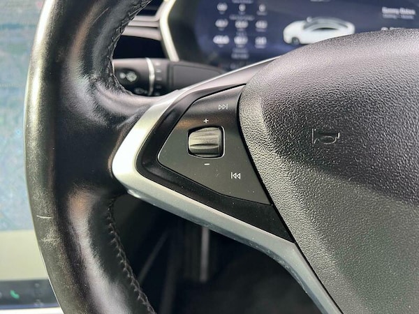 Used Tesla Model S 2016 for sale - 75403155: Photo 14