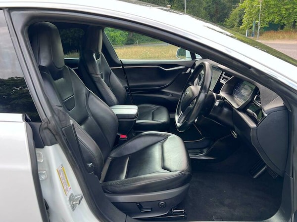 Used Tesla Model S 2016 for sale - 75403155: Photo 24