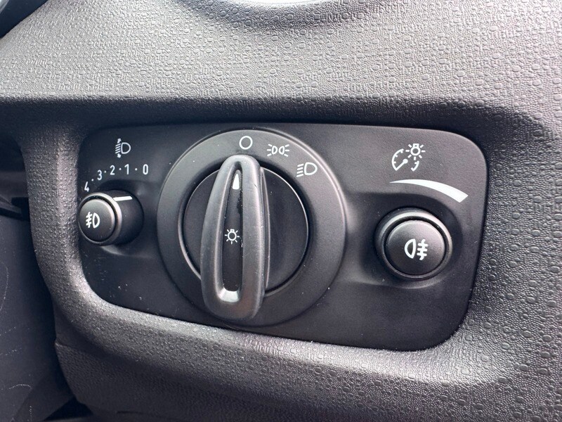 Used Ford Fiesta 2016 for sale - 78140886: Photo 28