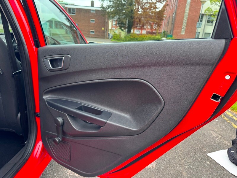 Used Ford Fiesta 2016 for sale - 78140886: Photo 42