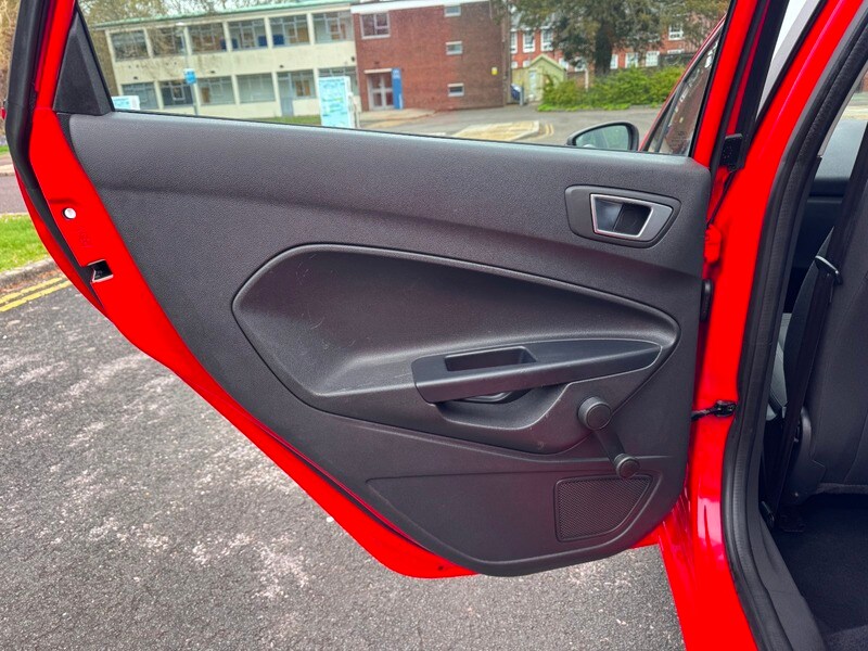 Used Ford Fiesta 2016 for sale - 78140886: Photo 43