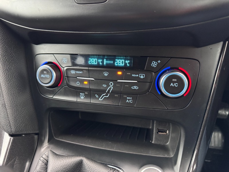 Used Ford Focus 2015 for sale - 76974039: Photo 19