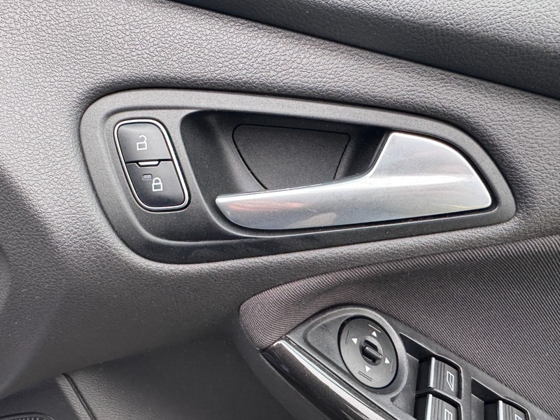 Used Ford Focus 2015 for sale - 76974039: Photo 39