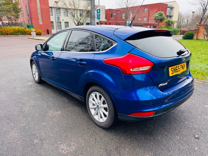Used Ford Focus 2015 for sale - 76974039: Photo 4