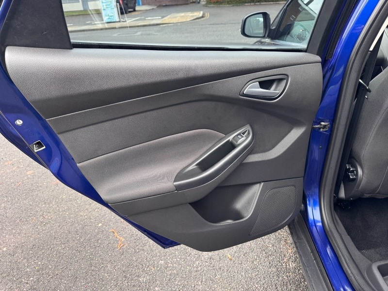 Used Ford Focus 2015 for sale - 76974039: Photo 41