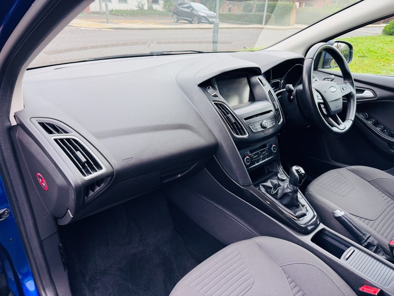 Used Ford Focus 2015 for sale - 76974039: Photo 9