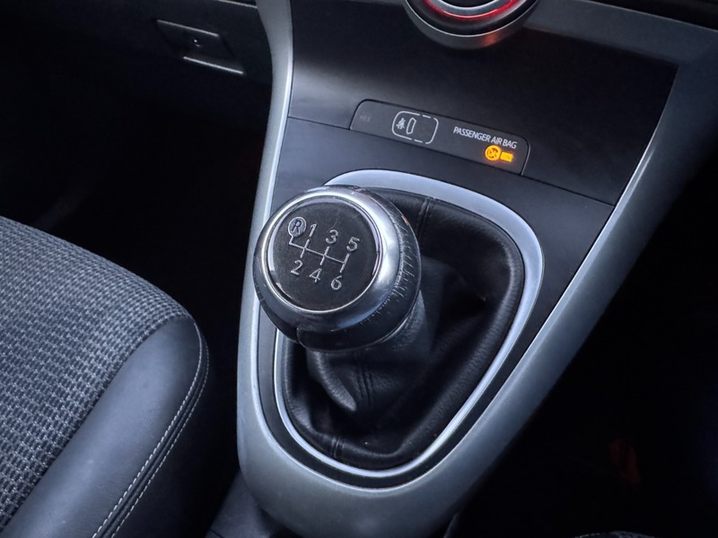 Used Toyota Verso 2015 for sale - 77096812: Photo 22