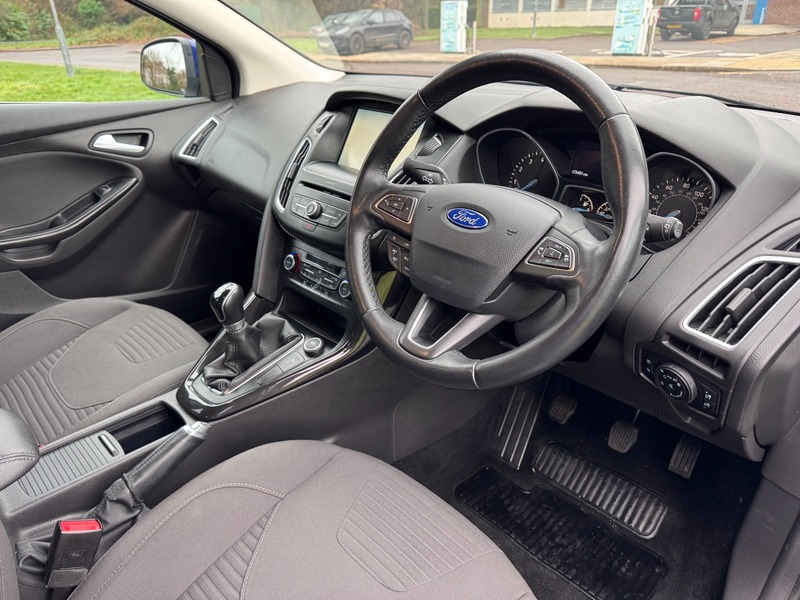 Used Ford Focus 2015 for sale - 77749329: Photo 10