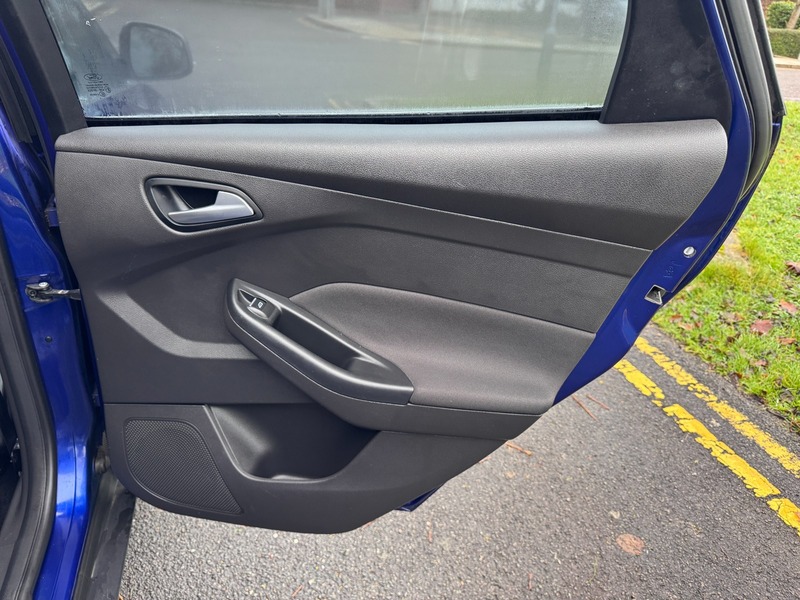 Used Ford Focus 2015 for sale - 77749329: Photo 40